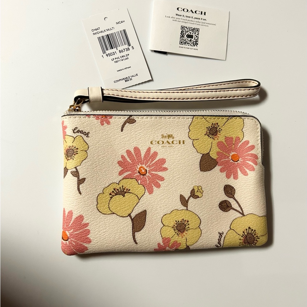 Authentic Coach Wristlet Floral Print NWT - Picture 3 of 5